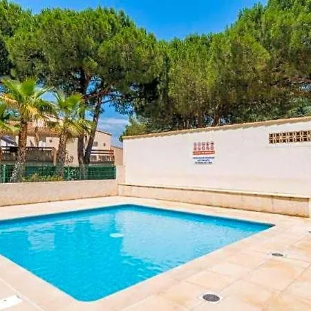 5012 Village I6 * Agde